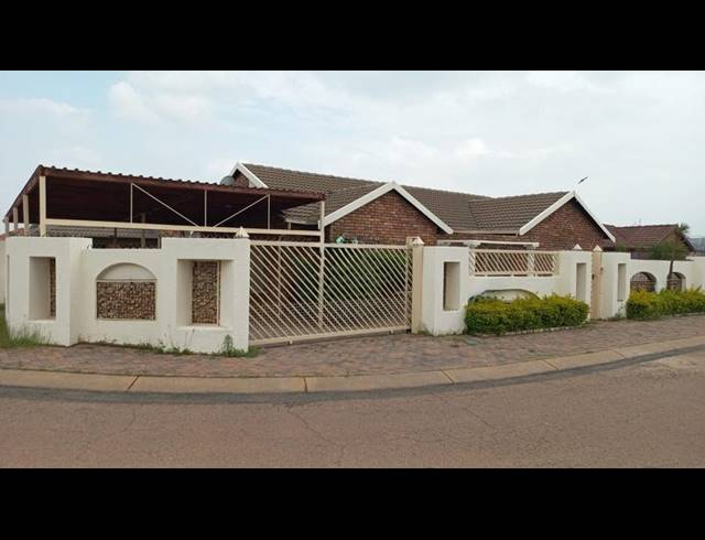 4 BEDROOM HOUSE FOR SALE IN DANVILLE